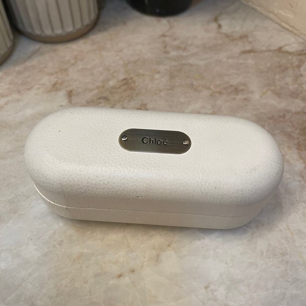 Chloe sunglass case white